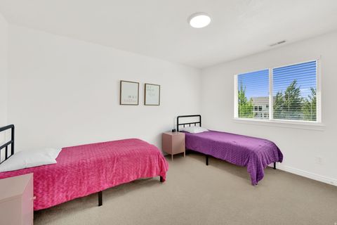 Tiny photo for 45 N MOUNTAIN VISTAS RD, Kaysville, UT 84037 (MLS # 2152810)