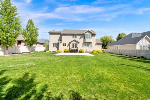 Tiny photo for 45 N MOUNTAIN VISTAS RD, Kaysville, UT 84037 (MLS # 2152810)