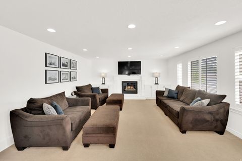 Tiny photo for 45 N MOUNTAIN VISTAS RD, Kaysville, UT 84037 (MLS # 2152810)