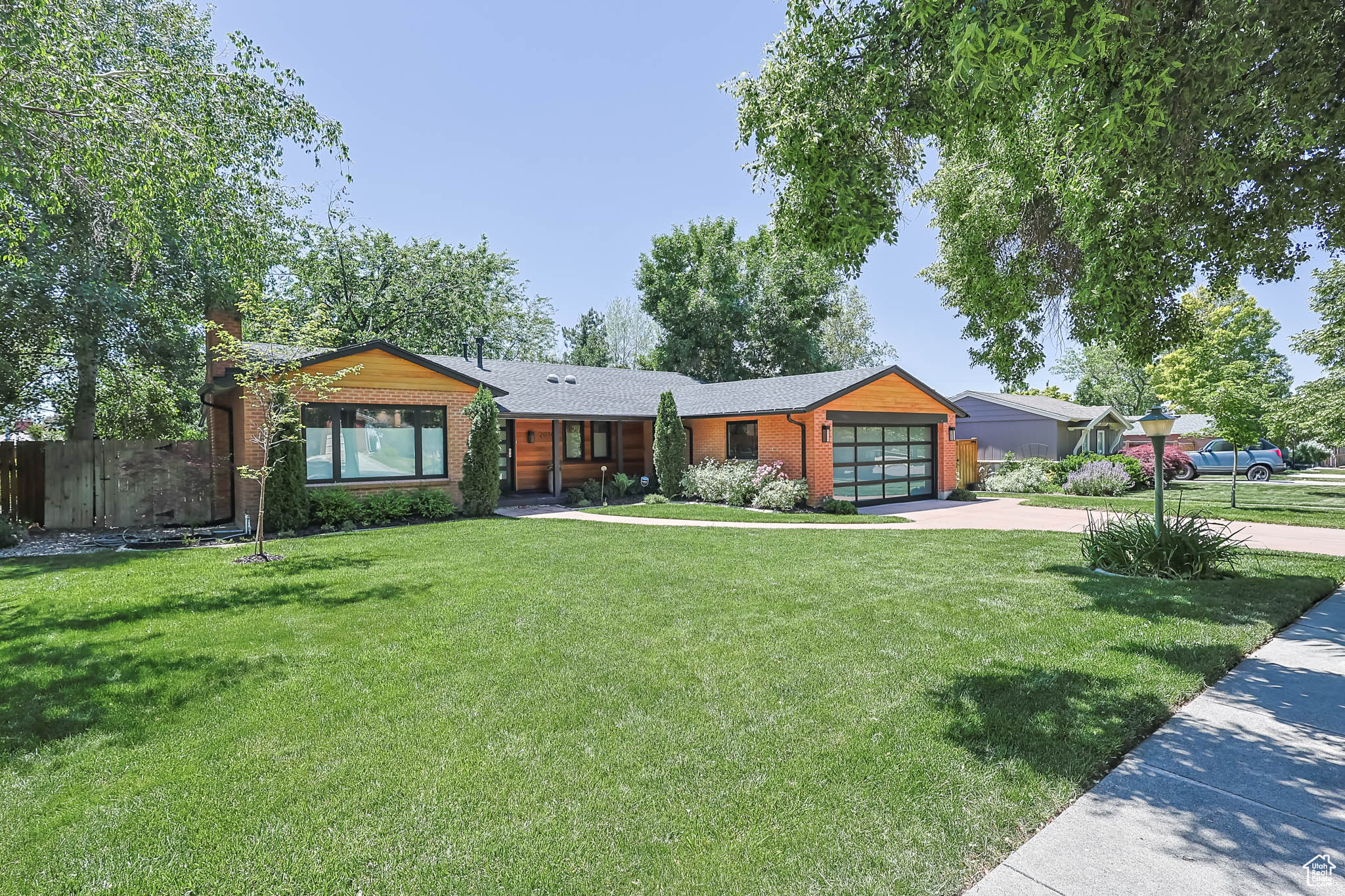 2036 E Bryan Ave, Salt Lake City, Utah image 2