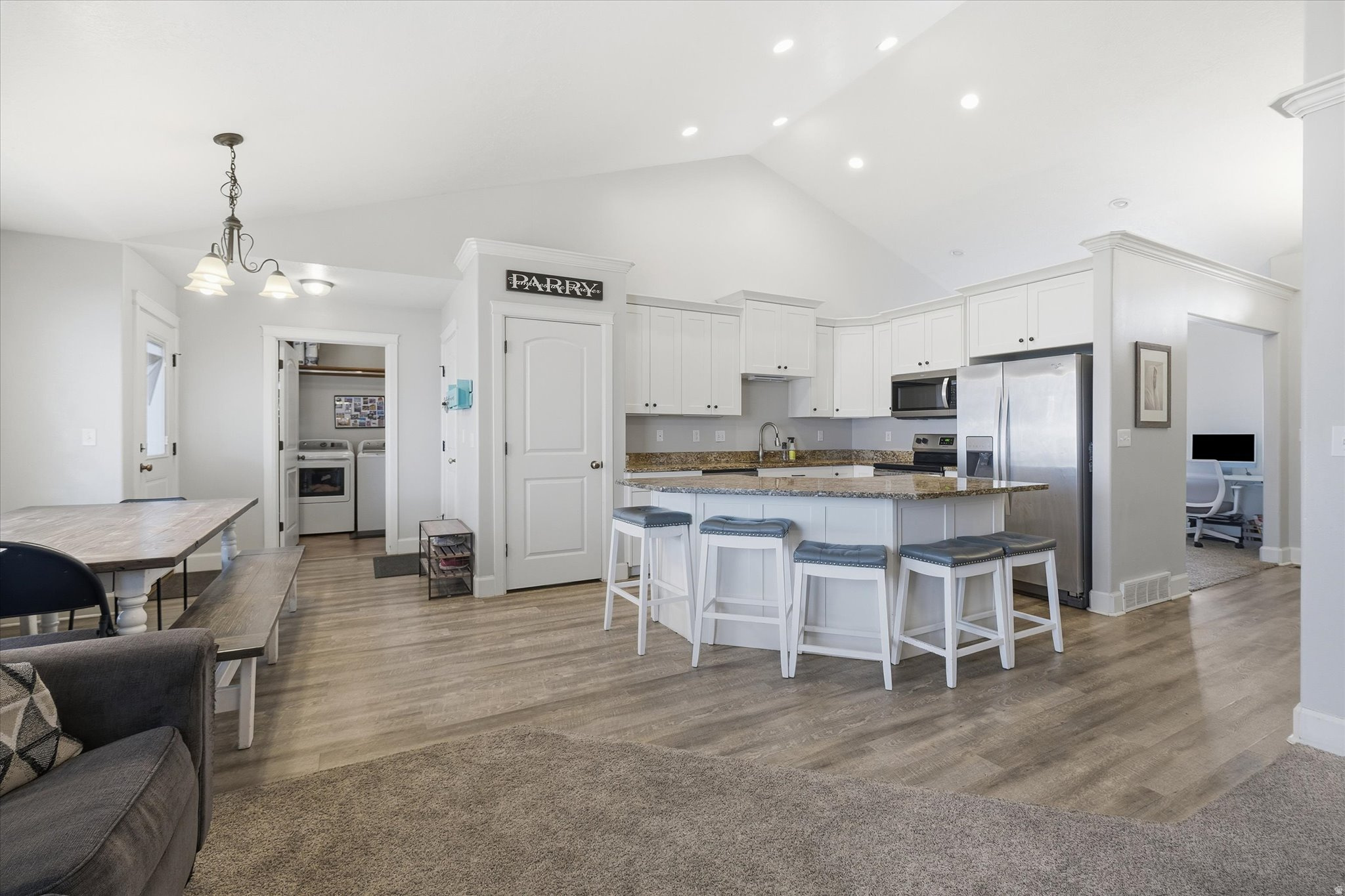 HERITAGE SOUTHWEST E - Residential