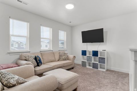 Tiny photo for 1112 E DEBORAH ST, Eagle Mountain, UT 84005 (MLS # 2139590)