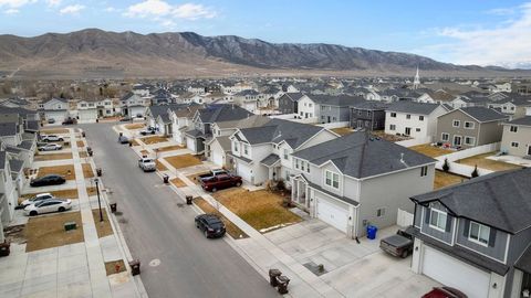 Tiny photo for 1112 E DEBORAH ST, Eagle Mountain, UT 84005 (MLS # 2139590)