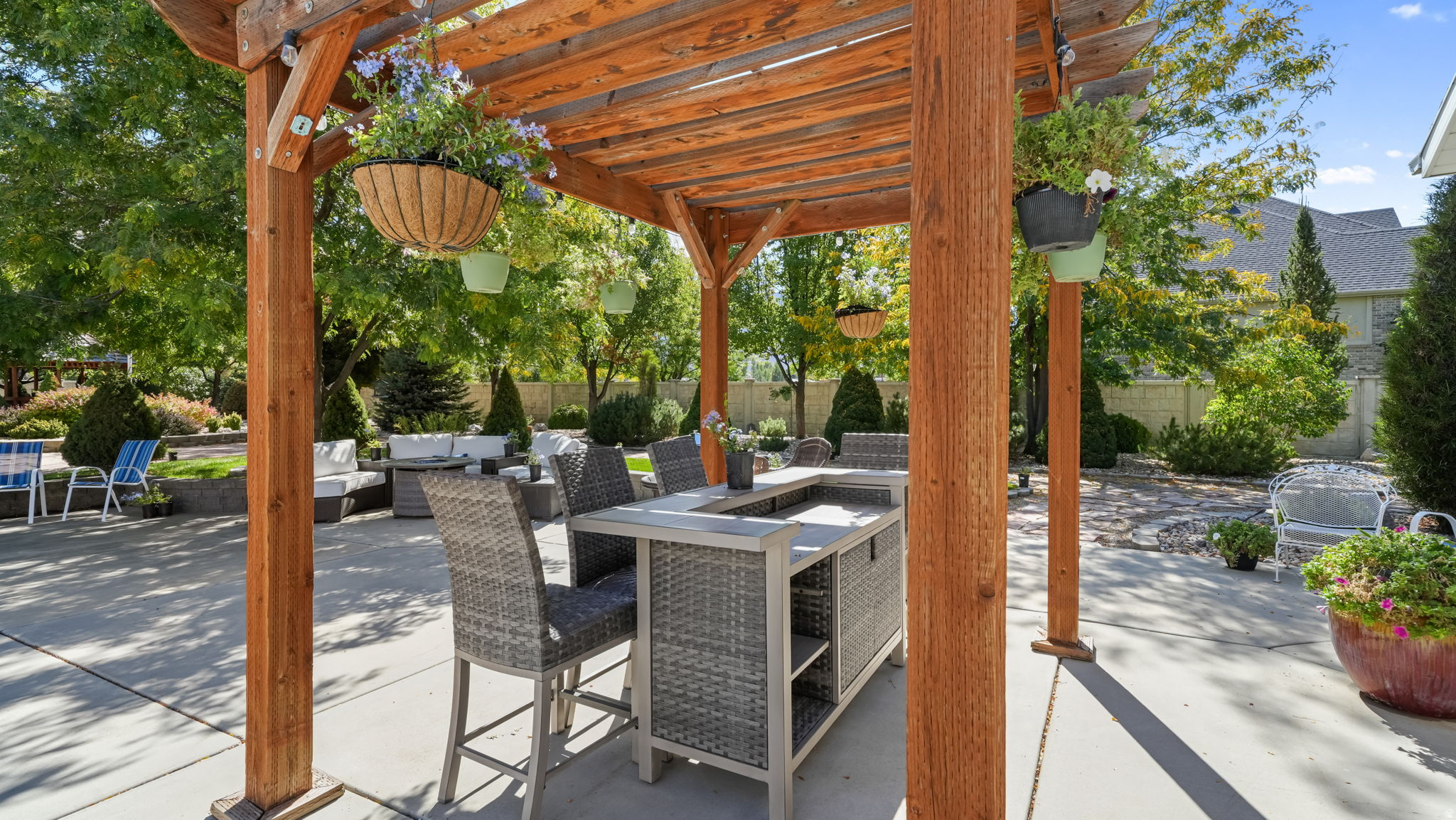 PARK MEADOWS - Residential