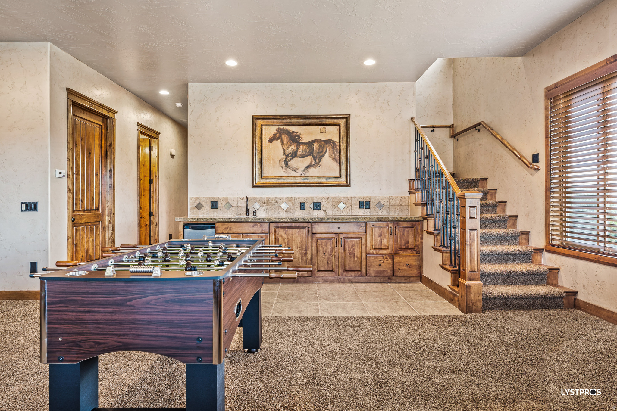 SHADOW MOUNTAIN TOWNHOMES - Residential