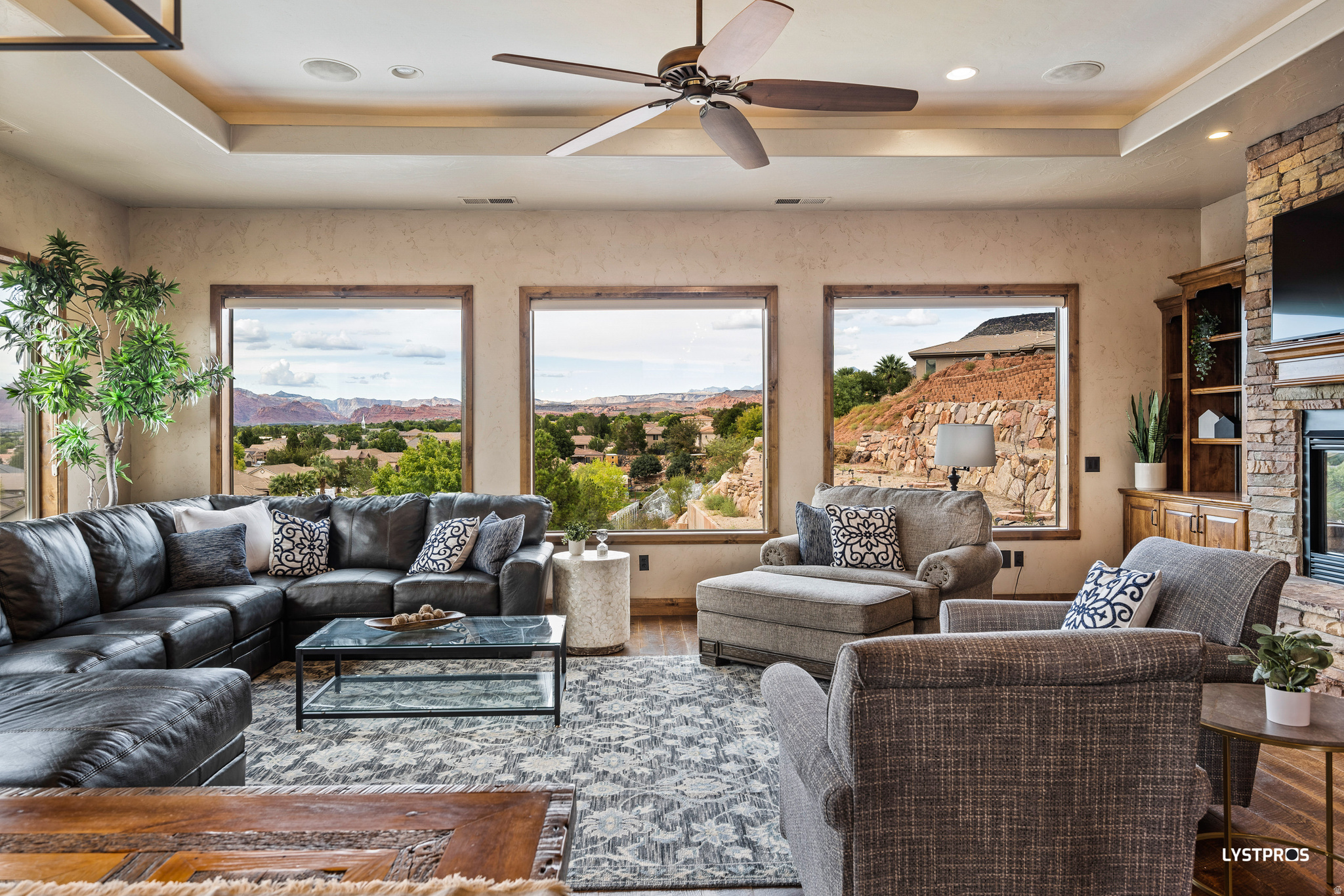 SHADOW MOUNTAIN TOWNHOMES - Residential