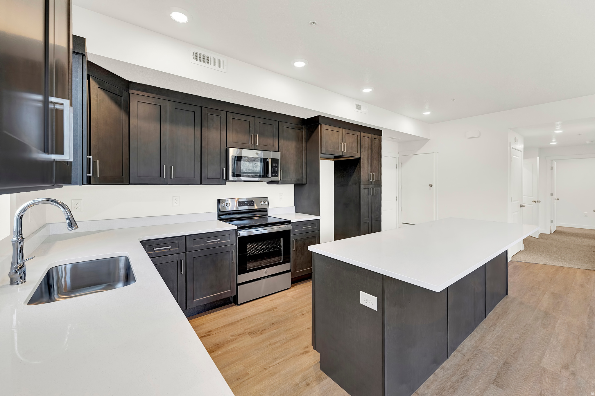 JORDAN BLUFF CONDOS - Residential