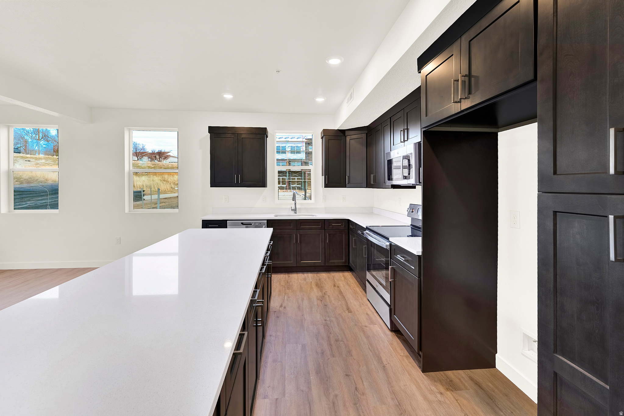 JORDAN BLUFF CONDOS - Residential