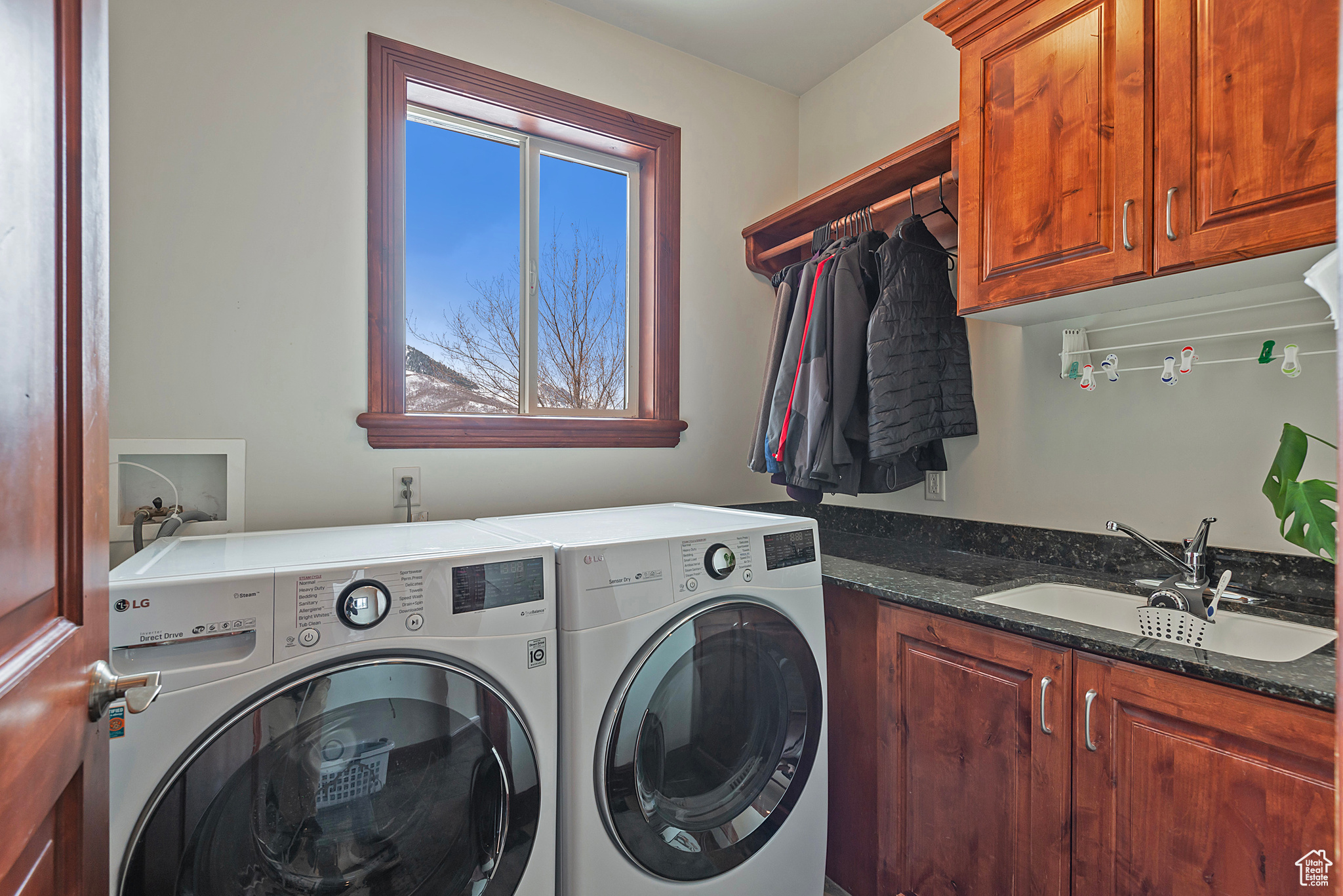465 N Marathon Cir, Salt Lake City, Utah image 37
