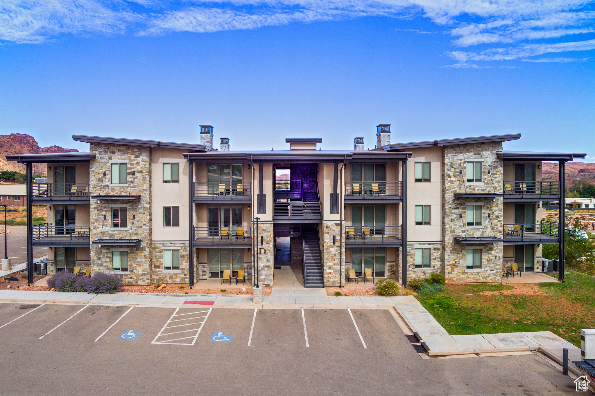 SAGE CREEK - Residential