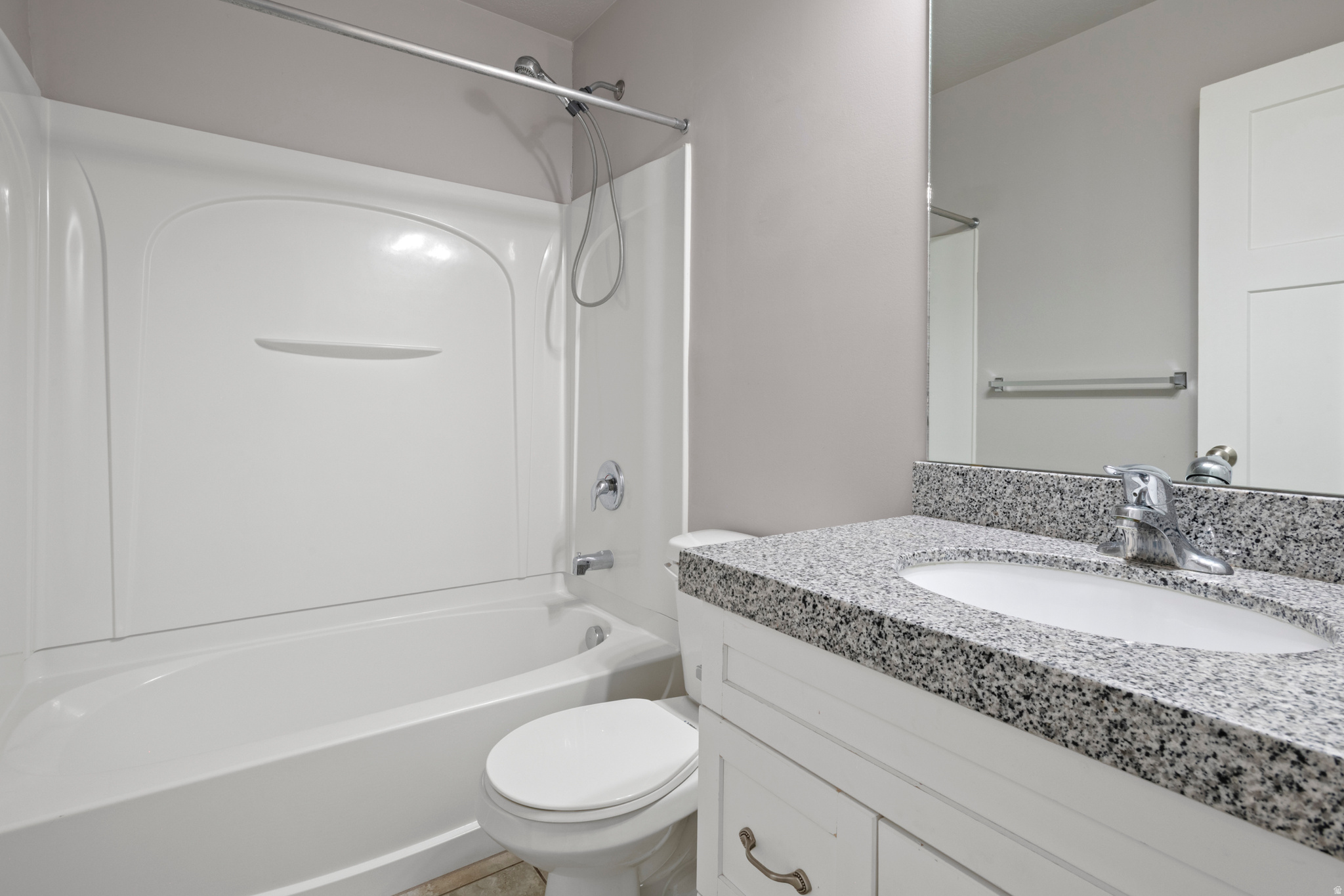 RESIDENCE ON PARK AV - Residential