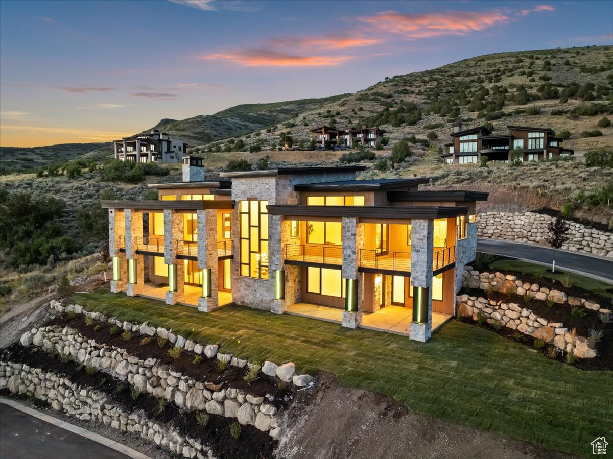 RED LEDGES - Residential