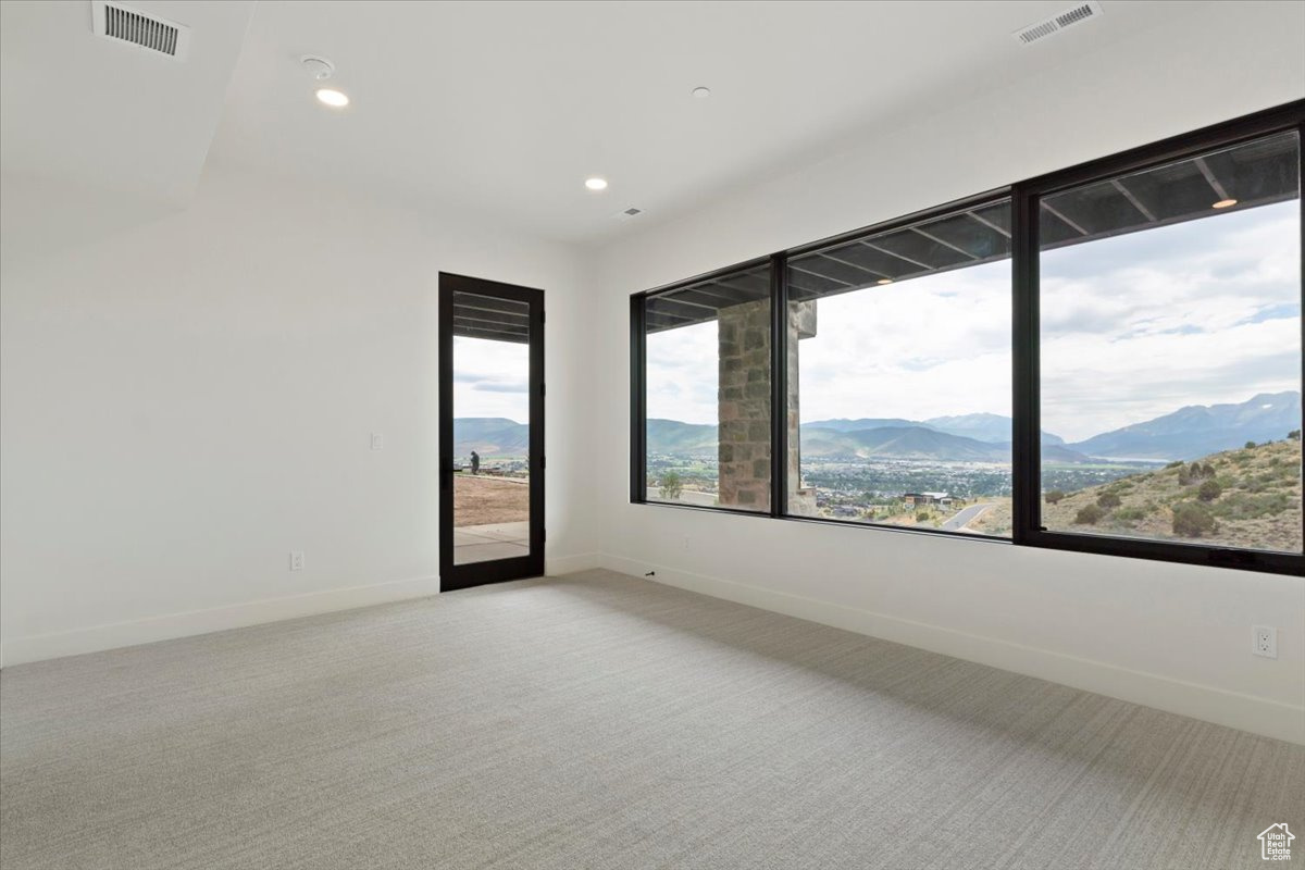 RED LEDGES - Residential