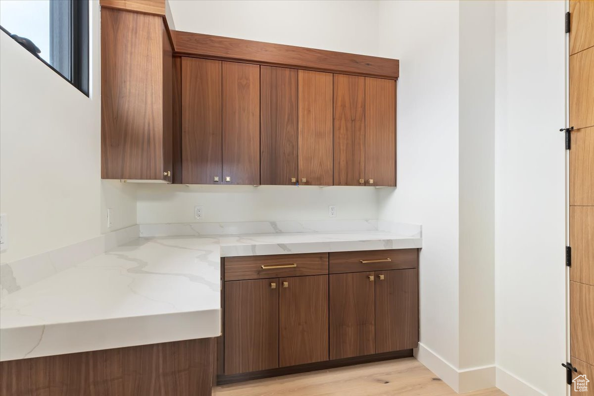 RED LEDGES - Residential