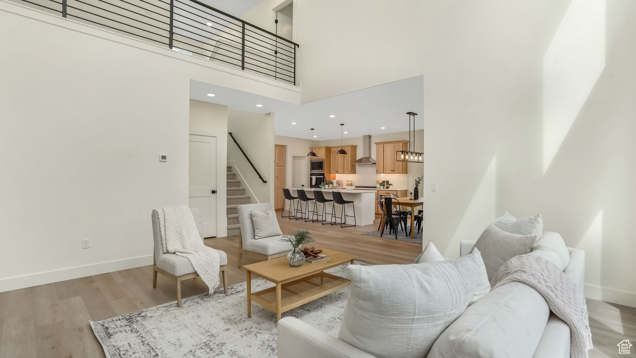 HIGHLANDS BLUFF - Residential