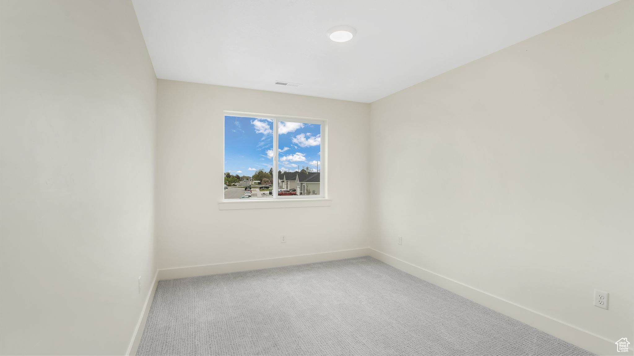 HIGHLANDS BLUFF - Residential