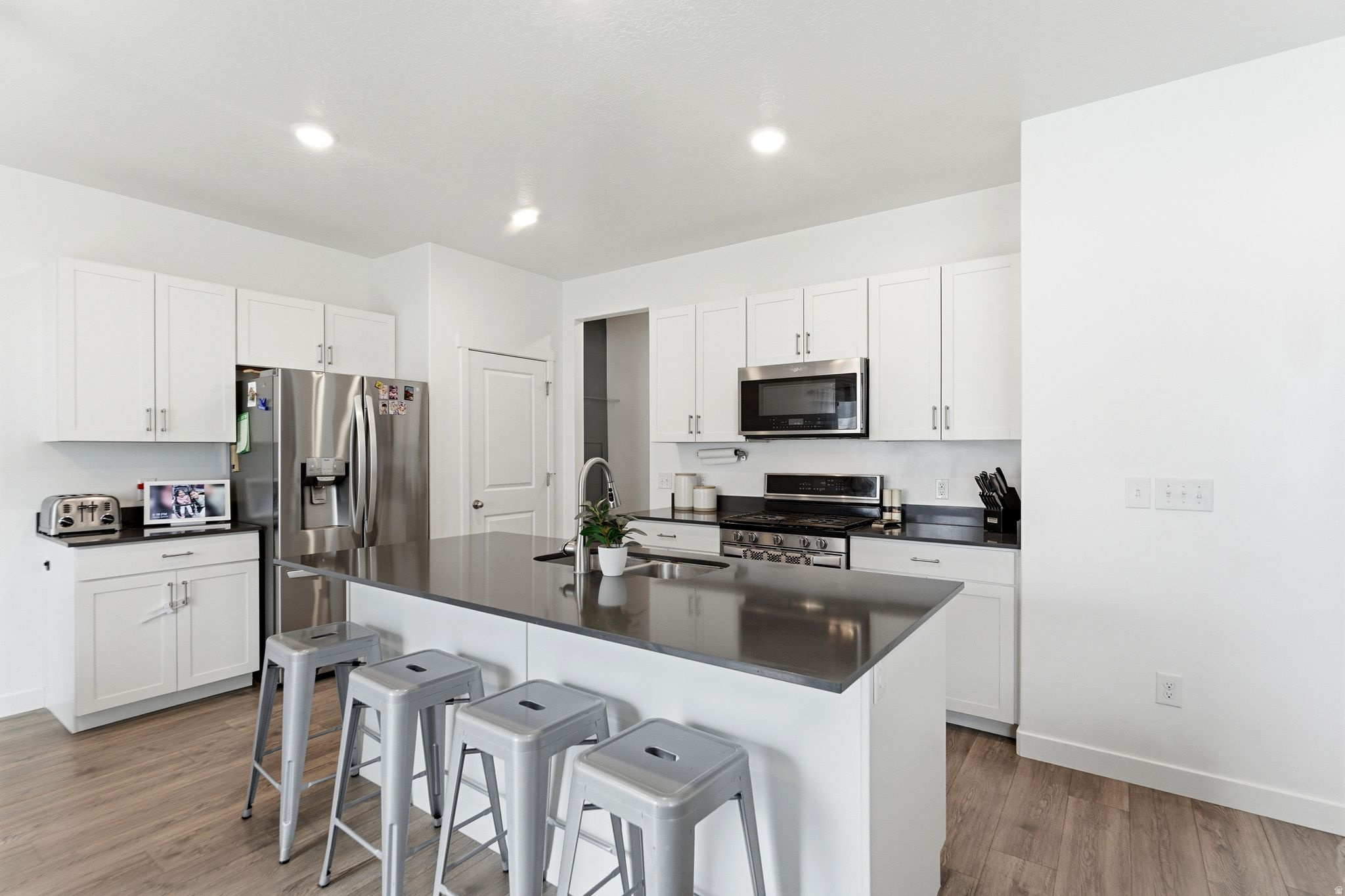 FOOTHILL VILLAGE - Residential