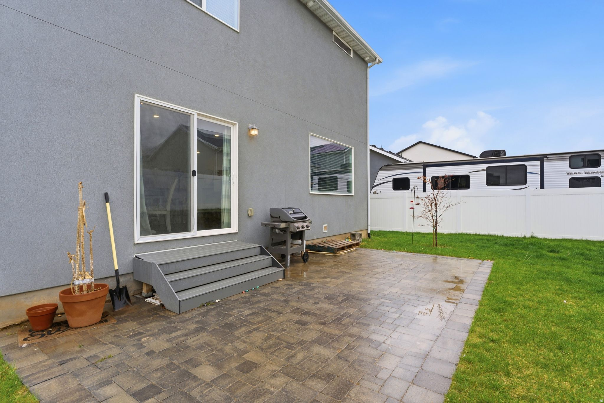 FOOTHILL VILLAGE - Residential