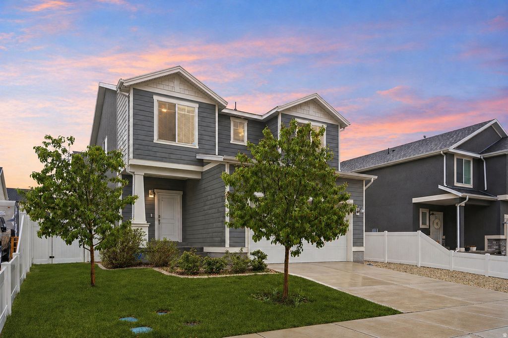 Photo of 1171 S RAINTREE LN, Santaquin, UT 84655 (MLS # 2154294)