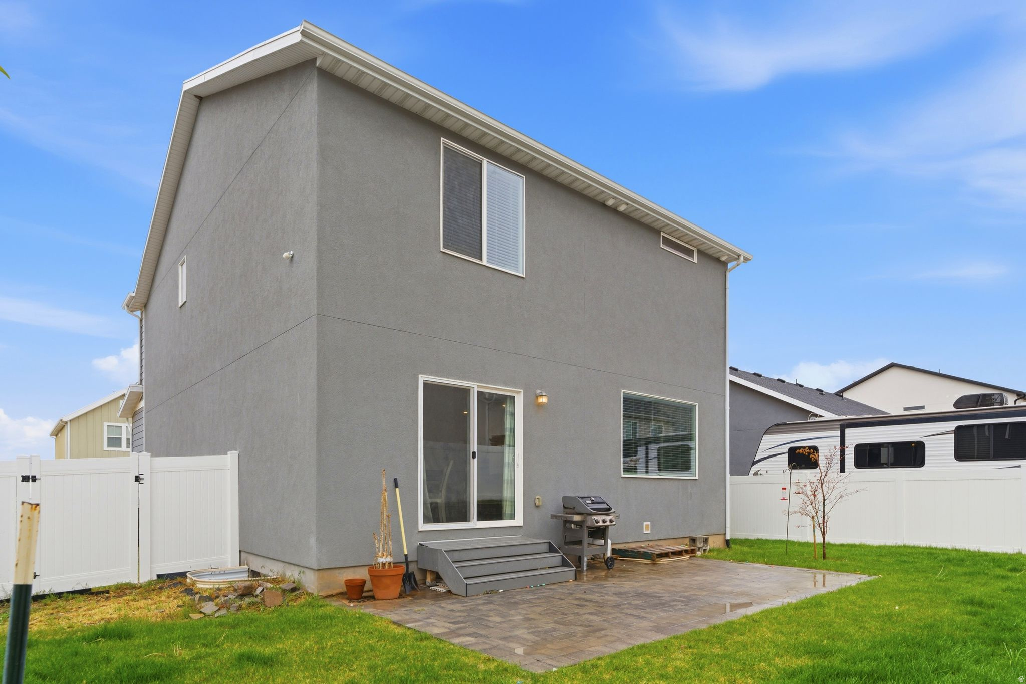 FOOTHILL VILLAGE - Residential