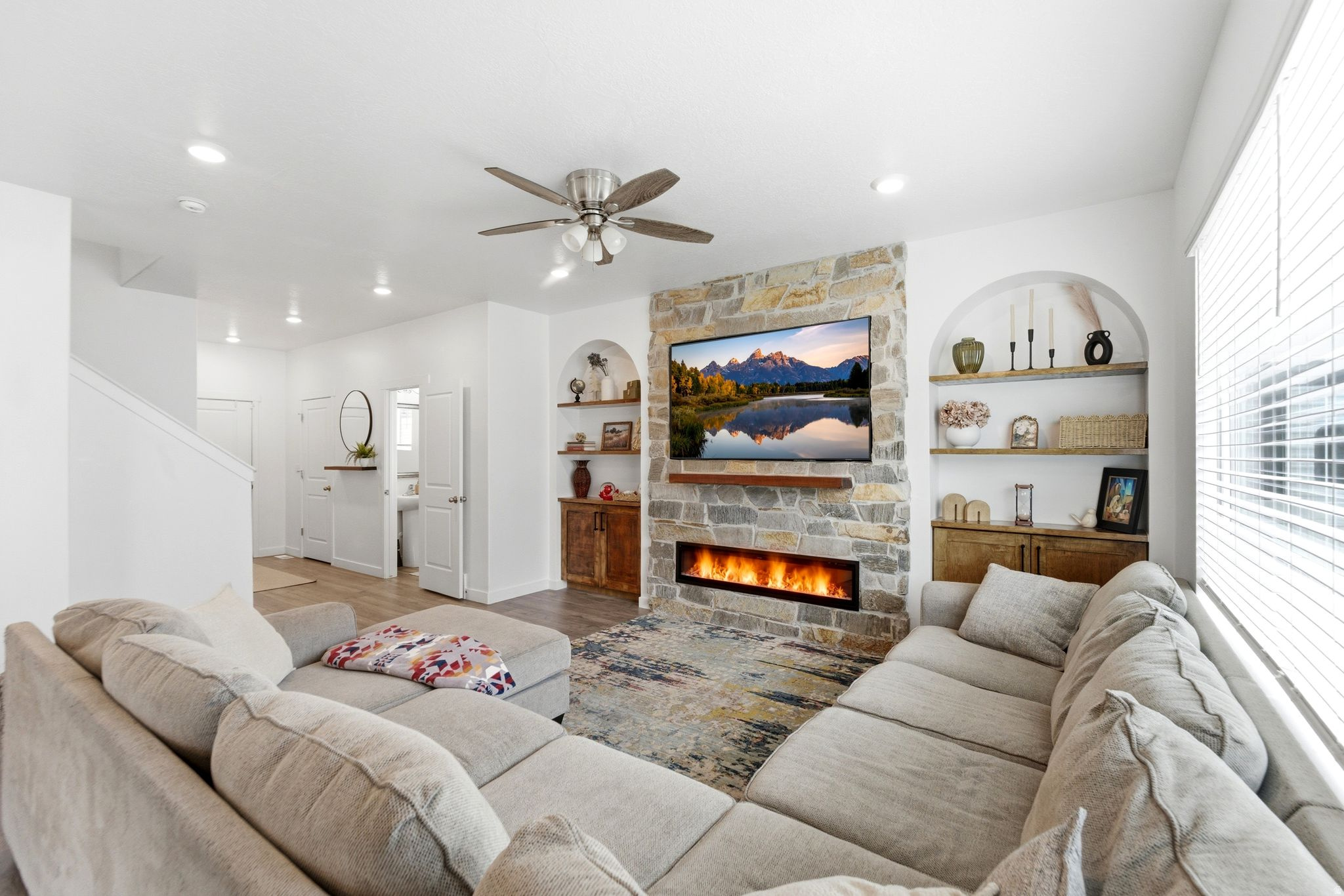 FOOTHILL VILLAGE - Residential
