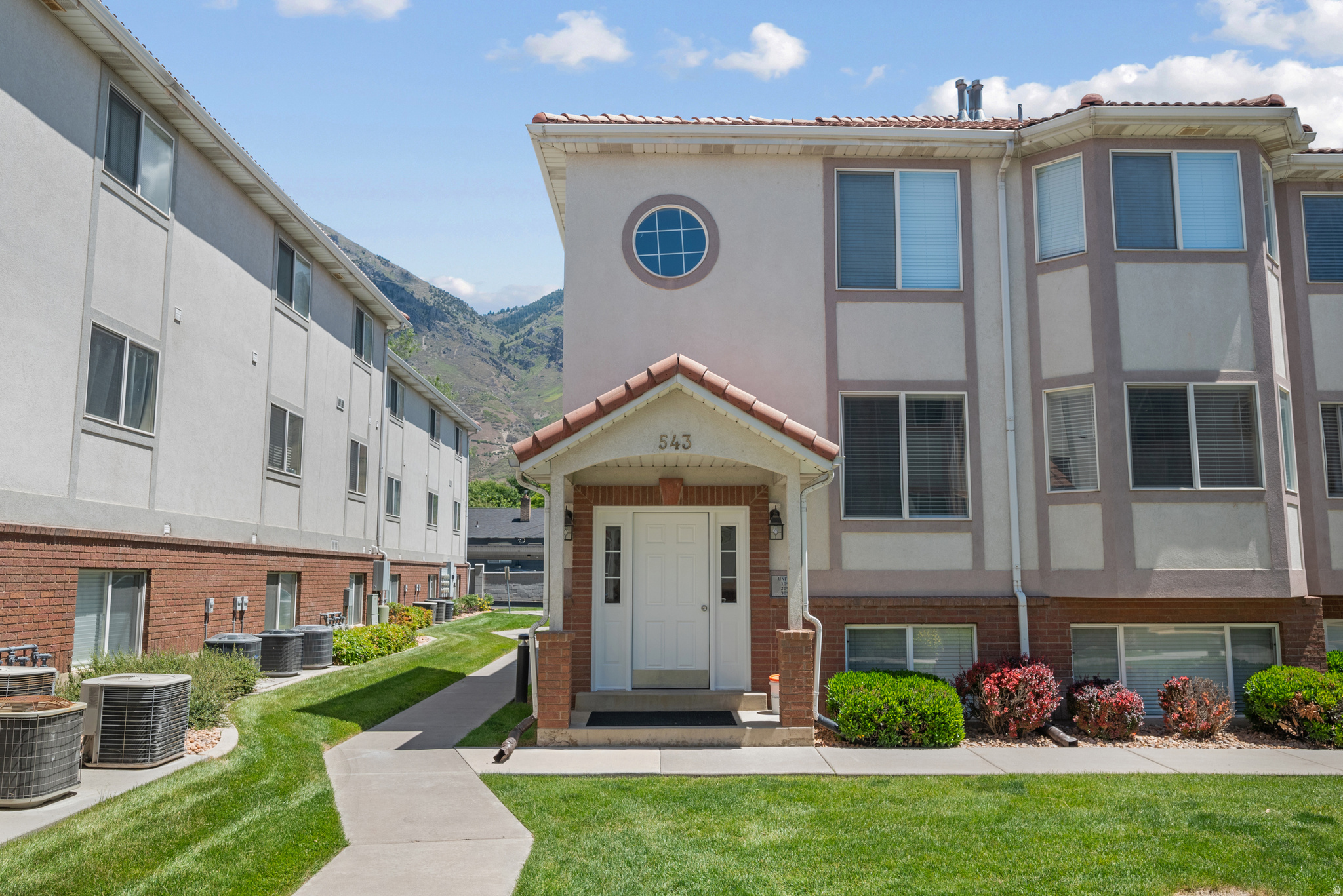 SANTA BARBARA - Residential