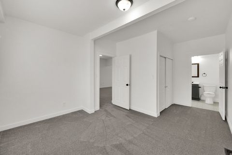 Tiny photo for 122 DOXEY ST, Ogden, UT 84401 (MLS # 2130157)