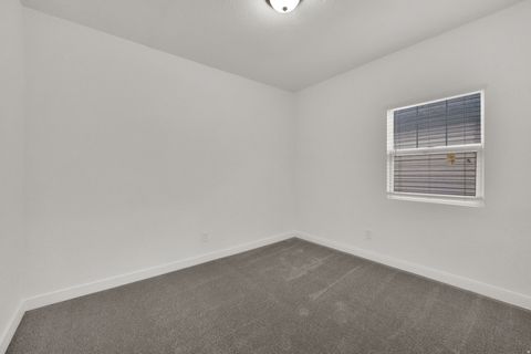 Tiny photo for 122 DOXEY ST, Ogden, UT 84401 (MLS # 2130157)