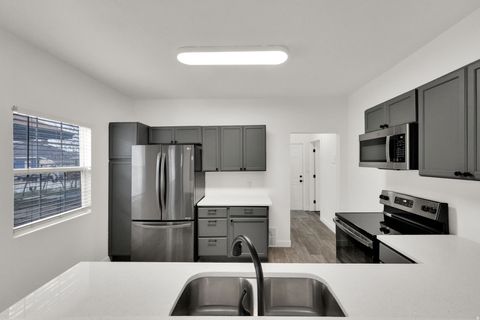 Tiny photo for 122 DOXEY ST, Ogden, UT 84401 (MLS # 2130157)