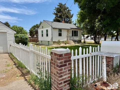 Photo of 624 N 500 W, Vernal, UT 84078 (MLS # 2190311)