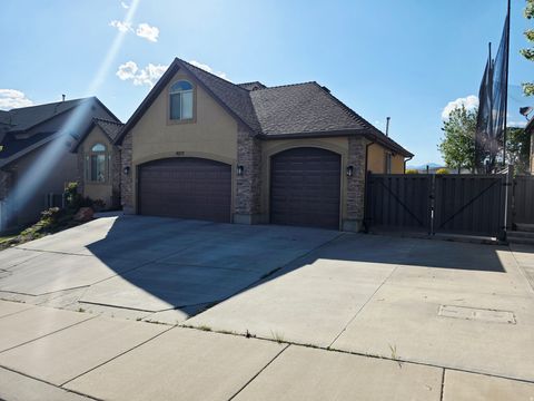 Tiny photo for 9073 N CLUBHOUSE LN, Eagle Mountain, UT 84005 (MLS # 2154708)