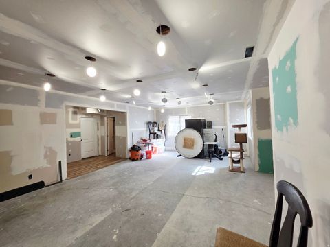Tiny photo for 9073 N CLUBHOUSE LN, Eagle Mountain, UT 84005 (MLS # 2154708)
