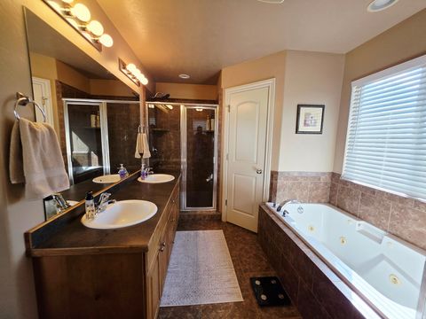 Tiny photo for 9073 N CLUBHOUSE LN, Eagle Mountain, UT 84005 (MLS # 2154708)