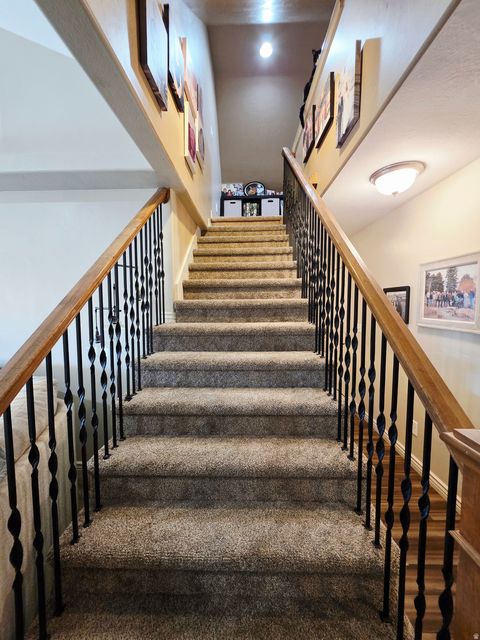 Tiny photo for 9073 N CLUBHOUSE LN, Eagle Mountain, UT 84005 (MLS # 2154708)
