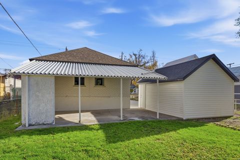 Tiny photo for 2754 S 300 E, South Salt Lake, UT 84115 (MLS # 2148379)