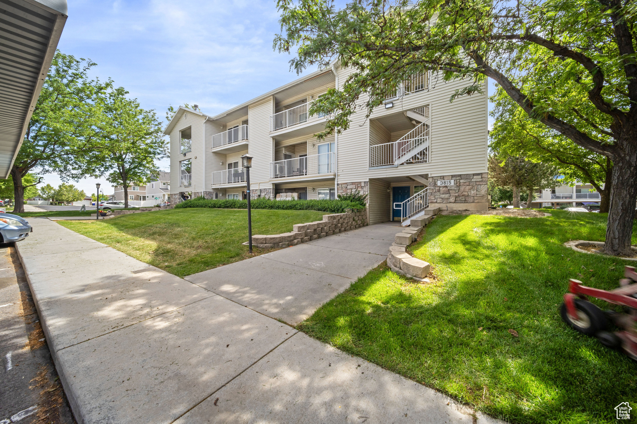 RIVER RUN - Residential