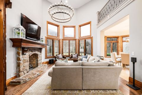 Tiny photo for 5083 S CLARENDEN PL E, Holladay, UT 84117 (MLS # 2139280)