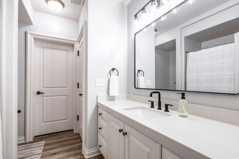 Tiny photo for 5083 S CLARENDEN PL E, Holladay, UT 84117 (MLS # 2139280)