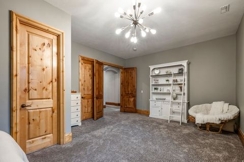 Tiny photo for 5083 S CLARENDEN PL E, Holladay, UT 84117 (MLS # 2139280)