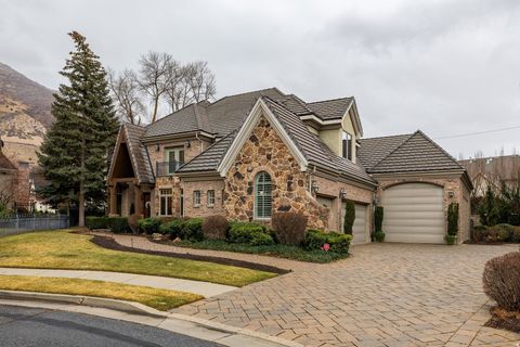 Tiny photo for 5083 S CLARENDEN PL E, Holladay, UT 84117 (MLS # 2139280)