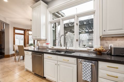 Tiny photo for 5083 S CLARENDEN PL E, Holladay, UT 84117 (MLS # 2139280)