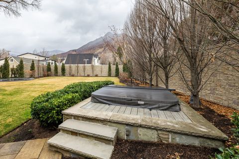 Tiny photo for 5083 S CLARENDEN PL E, Holladay, UT 84117 (MLS # 2139280)