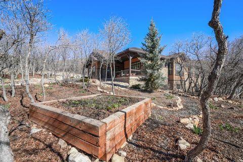 Tiny photo for 82 N MEADOW DR N, Springville, UT 84663 (MLS # 2143642)