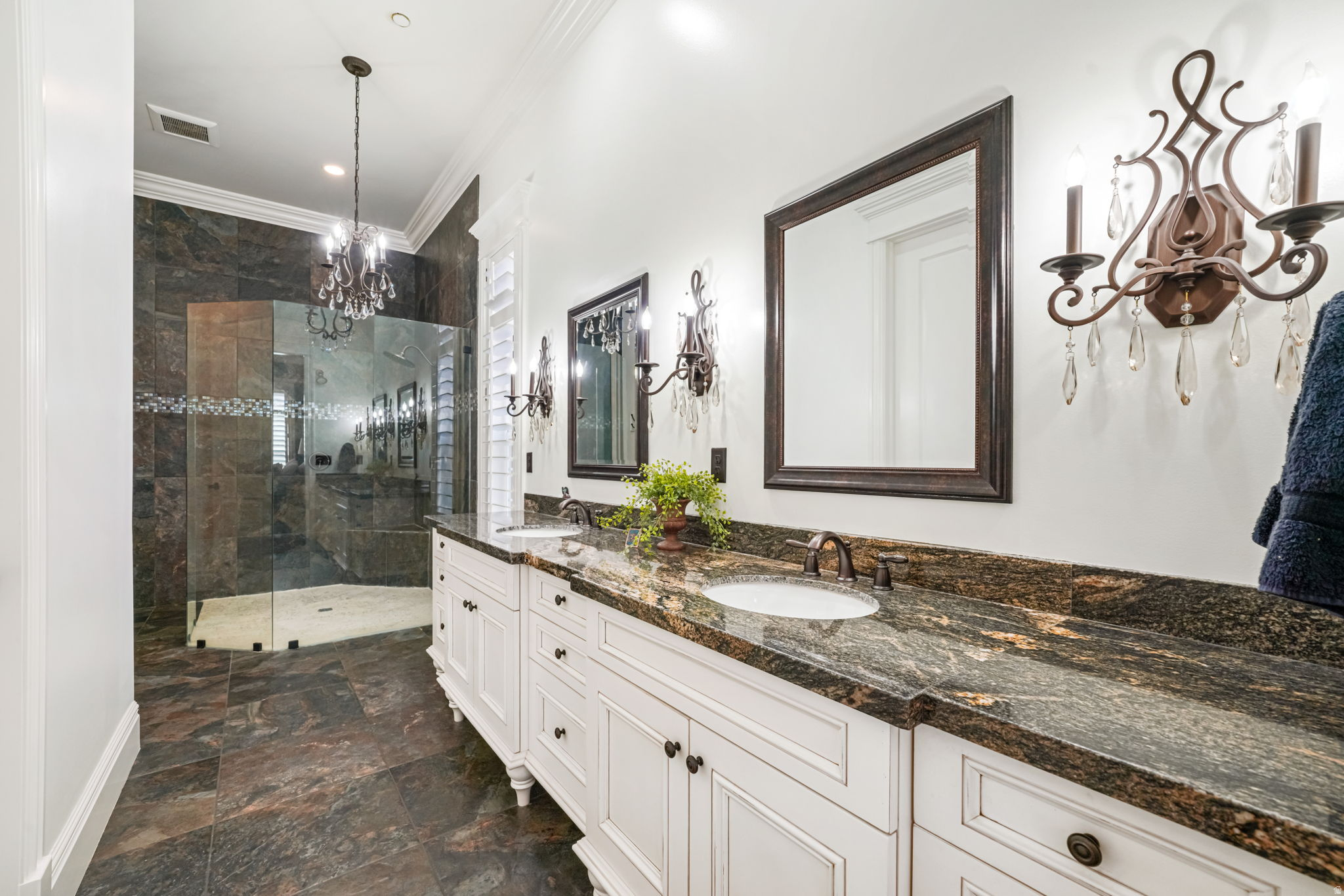 COTTAGES AT HOBBLE CREEK MHD - Residential