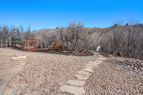 Tiny photo for 82 N MEADOW DR N, Springville, UT 84663 (MLS # 2143642)