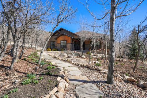 Tiny photo for 82 N MEADOW DR N, Springville, UT 84663 (MLS # 2143642)