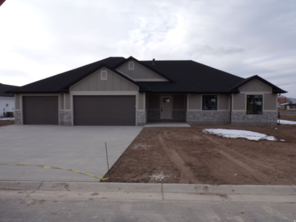Photo of 11003 N 8300 W, Tremonton, UT 84337 (MLS # 2133231)
