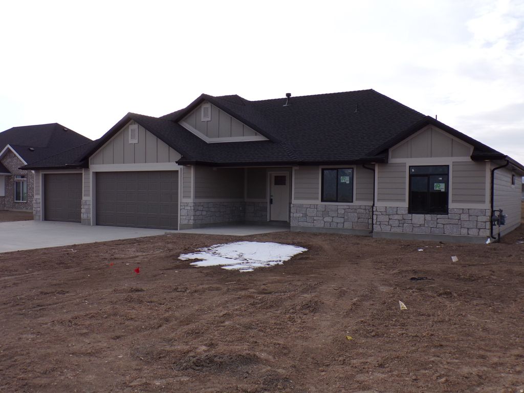 Photo of 11003 N 8300 W, Tremonton, UT 84337 (MLS # 2133231)