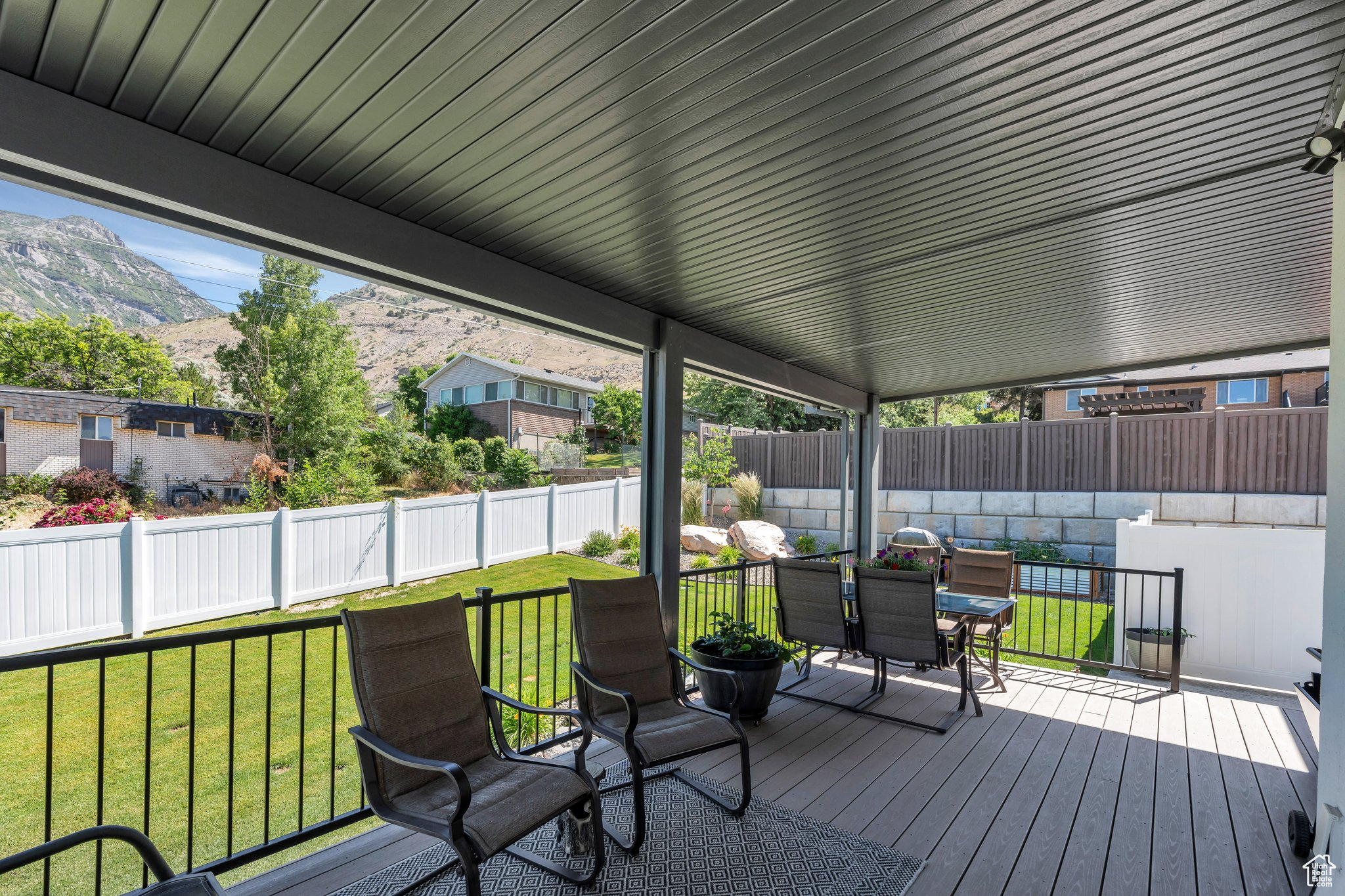 ASHLYN LANE - Residential
