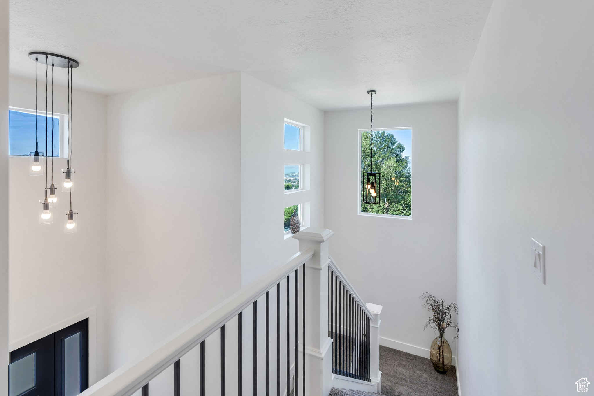 ASHLYN LANE - Residential